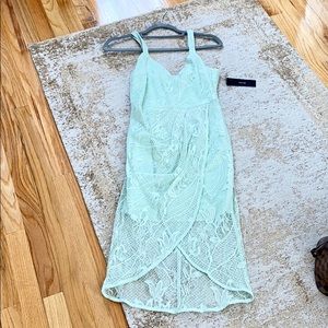 NWT Lulus Dress